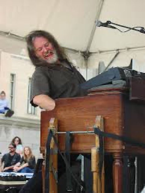 pillolerock's tweet photo. il 9 Settembre 1946 nasceva
Doug Ingle,
cantante, organista e membro fondatore
degli Iron Butterfly.
Ingle è anche l'autore della celebre
canzone “In-A-Gadda-Da-Vida”,
il cui titolo è una storpiatura di
“In the garden of Eden".
#DougIngle #pillolerock https://t.co/rCWwZOZvEW