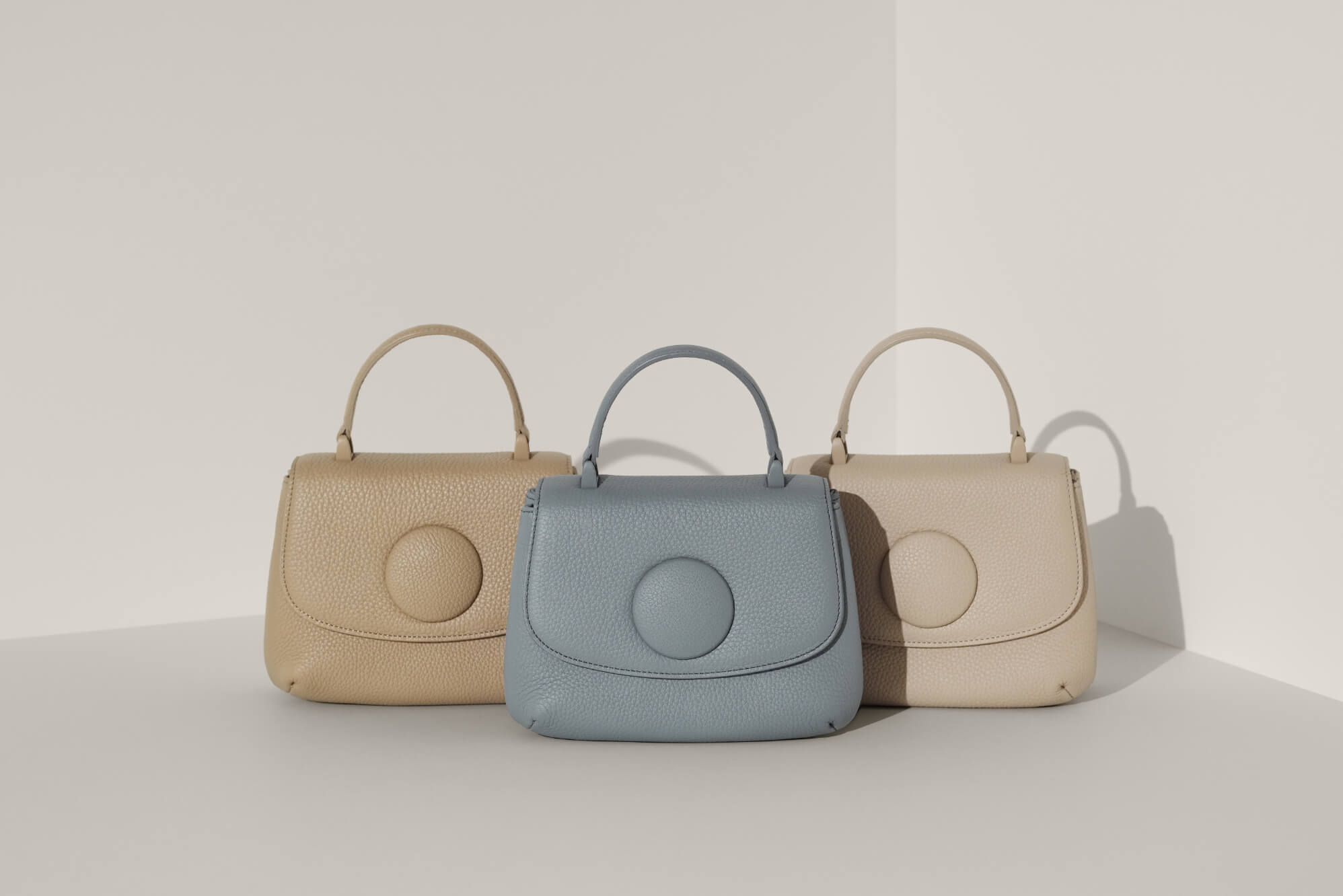 ✨極美品✨WAKO✨銀座和光オリジナル✨お着物やお出かけに♡ビーズ風の刺繍柄♡ ✨極美品✨WAKO✨銀座和光オリジナル✨お着物やお出かけに