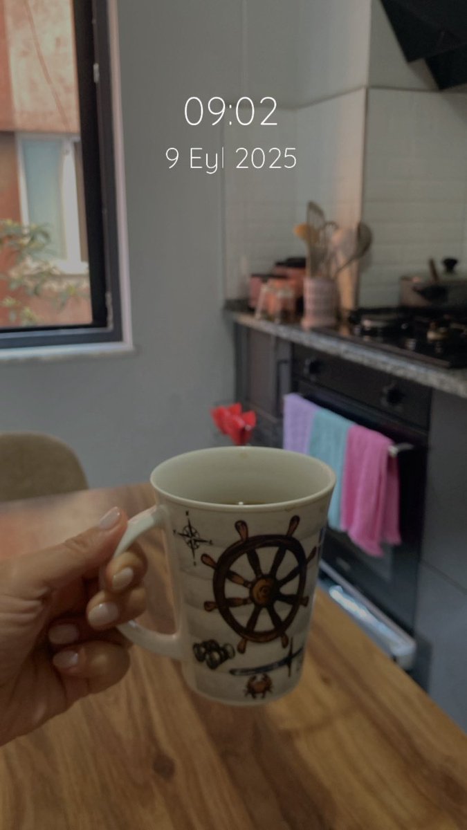 Kahveyi abartmış olabilirim. Günaydın ☀️ ☕️