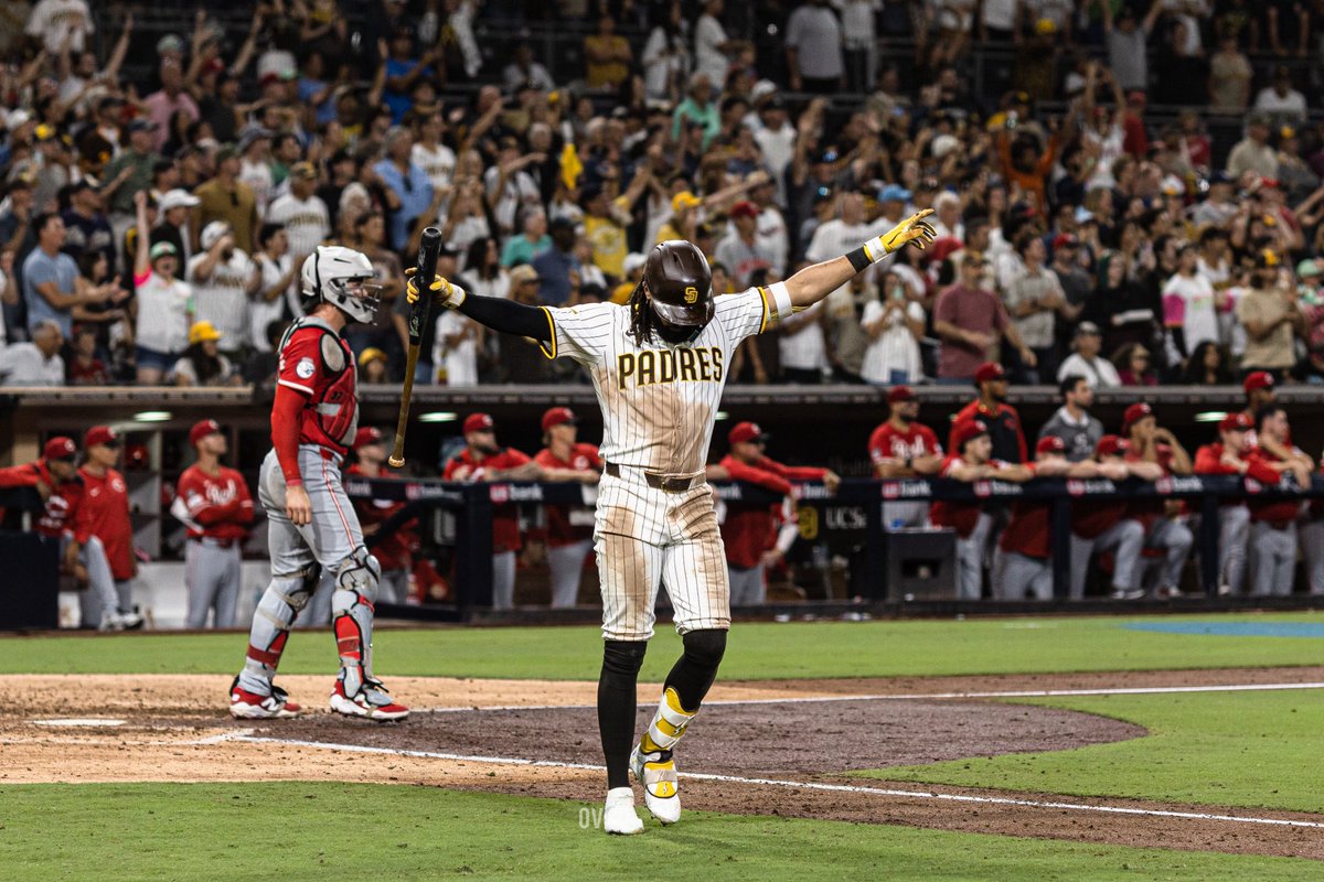 ortizvisualz's tweet image. tatis says goodnight 💤
-
- 
@tatis_jr