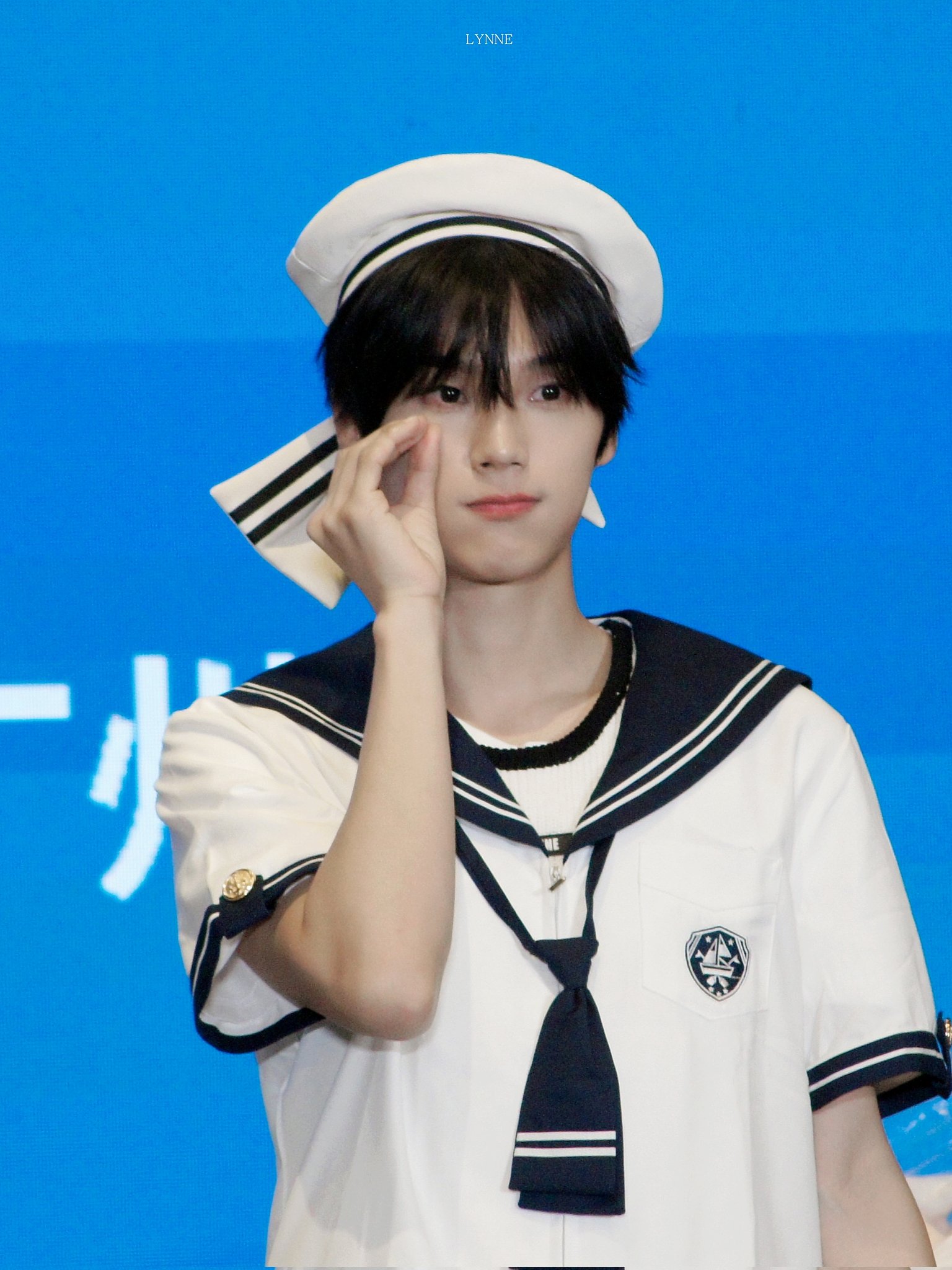 evnne パクハンビン　チェキ　이븐 박한빈 포카 evnne パクハンビン チェキ 이븐 박한빈 포카 evnne