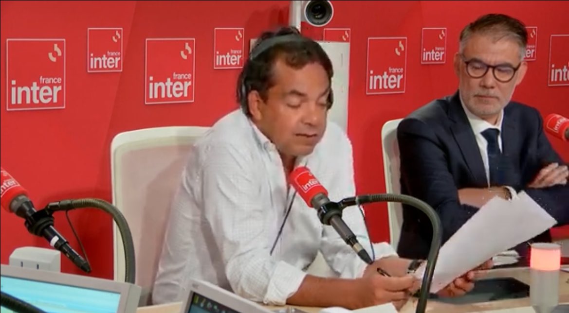 France Inter PS… 
Jamais agréable de travailler avec son patron derrière son dos 😄