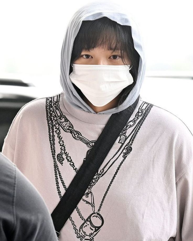 Told y'all this shirt was familiar 👀👀