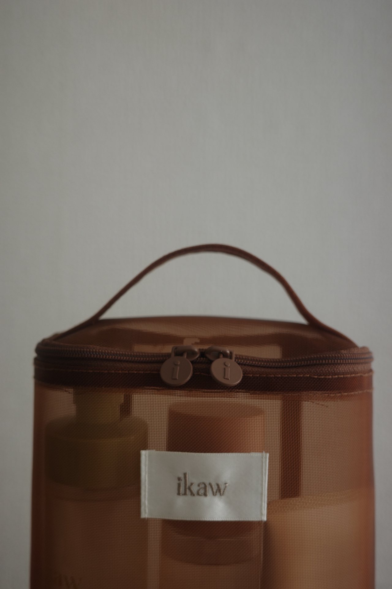 ikaw スキンケアオイル & バニティポーチ　セット ikaw バニティポーチセットの通販 by わみ's shop｜ラクマ