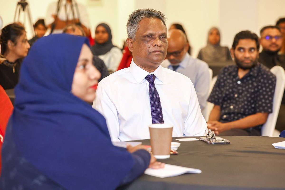 Official release event of the Labour Force Survey Findings on Malé, Quarter 1
(Jan-March 2025)

Read the report on 
statisticsmaldives.gov.mv/mbs/wp-content… 

<a href="/ilo/">International Labour Organization</a> 
<a href="/MoFmv/">Ministry of Finance and Planning</a>