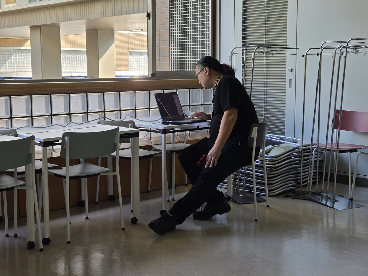 jun_mh4g's tweet image. #応用物理学会
#Hashilus GATZUNT XR体験会場にきました
リアル壁の向こう側を活用した防災体験コンテンツ、人工衛星召喚、@名古屋即席コンテンツ、浅草低空飛行(風付き)などが体験できました(&apos;ω&apos;)
ゴーグルだけど外が見える状態なので酔わない

百見は一体験にしかずなので近くの人は見てみてね