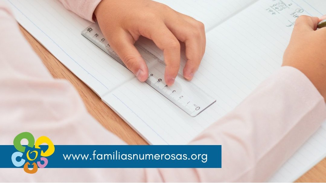 ⚠️Atención, familias ⚠️¡Últimos días para solicitar las becas de apoyo escolar para niños con necesidades especiales! 👉#discapacidad, problemas de lenguaje, comunicación, conducta, #TEA o altas capacidades. ¡Línea línea específica para #familiasnumerosas! familiasnumerosas.org/noticias-de-la…