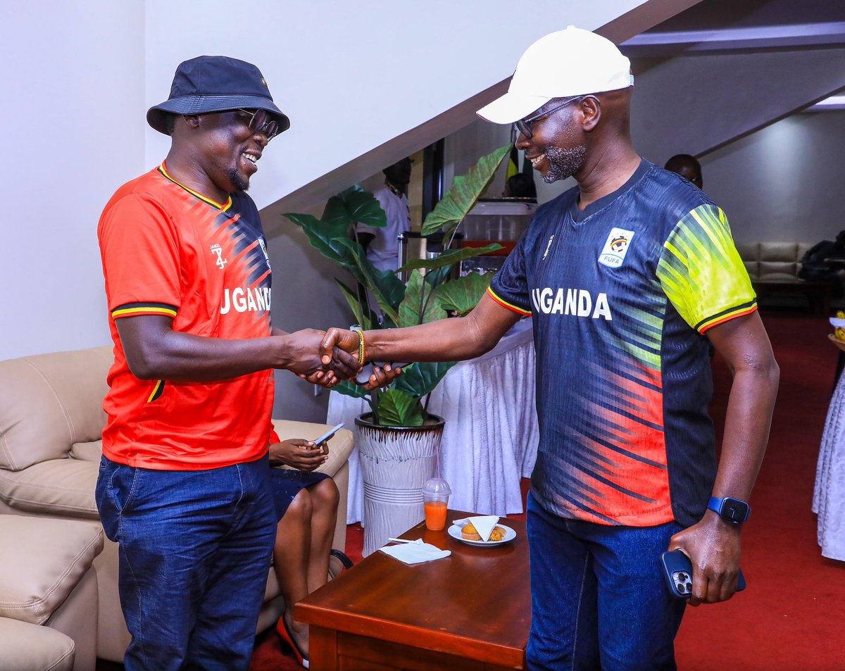 dokolopost's tweet photo. The best pic on the internet today.
MP Odur Jonathan and MP Hamson Obua pulled up to Namboole like real Cranes diehards. ๐บ๐ฌโฝ
No suits. No speeches. Just 90 minutes of shouting โwuuuueeh referee!โ ๐
When Parliament goes full-fan mode!
#UGASOM #UgandaCranes #Namboole https://t.co/Kpd8spHOdG