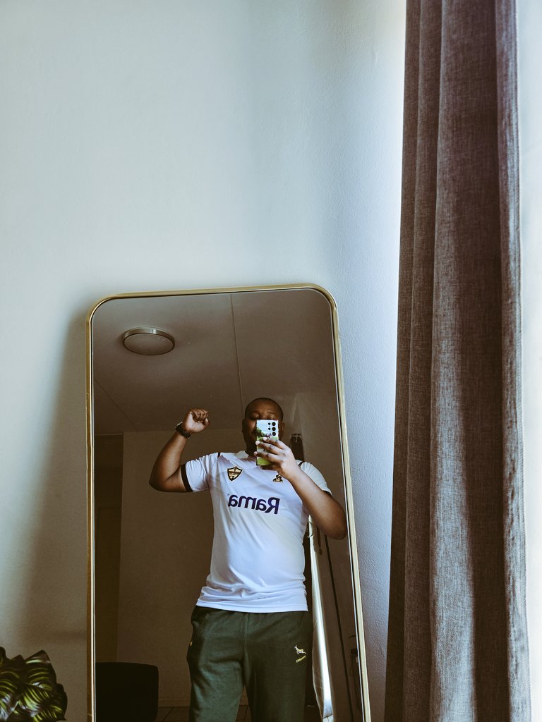 maluleke72's tweet photo. Stellenbosch FC fan loanee for the weekend. A hi minyelo ri nga tava kona... #MTN8Final https://t.co/dl5liJkeVF