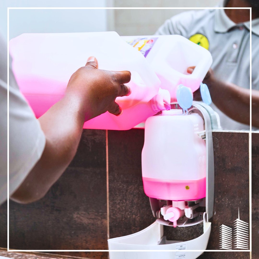 VIVATowersTZ's tweet image. Clean, restocked, and ready. Our hygiene team ensures that soap and sanitizer dispensers are regularly refilled throughout the tower to maintain health and safety standards.

#VIVATowers #CleanWorkspaces #HygieneMatters #SafeSpaces #CityCenterDar #TanzaniaLiving