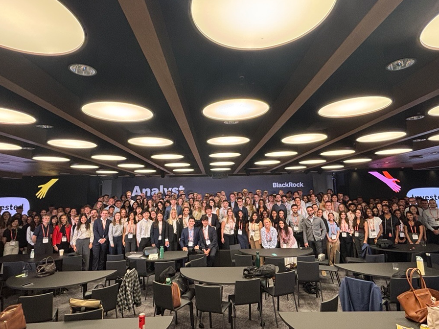 We are thrilled to welcome over 900 analysts from around the globe who joined BlackRock this summer, including nearly 450 interns from our India cohort who have now become full-time colleagues. 🌟 

👏 Here’s to your promising careers!