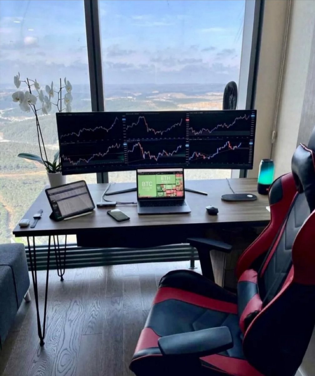 lynk0x's tweet image. GM

Lock in