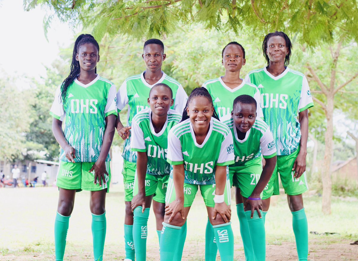 How many can you name from this picture 

#OlilaWomen | #WomenFootballUG | #FTBWSL | #WomenInSports | #FootballClub