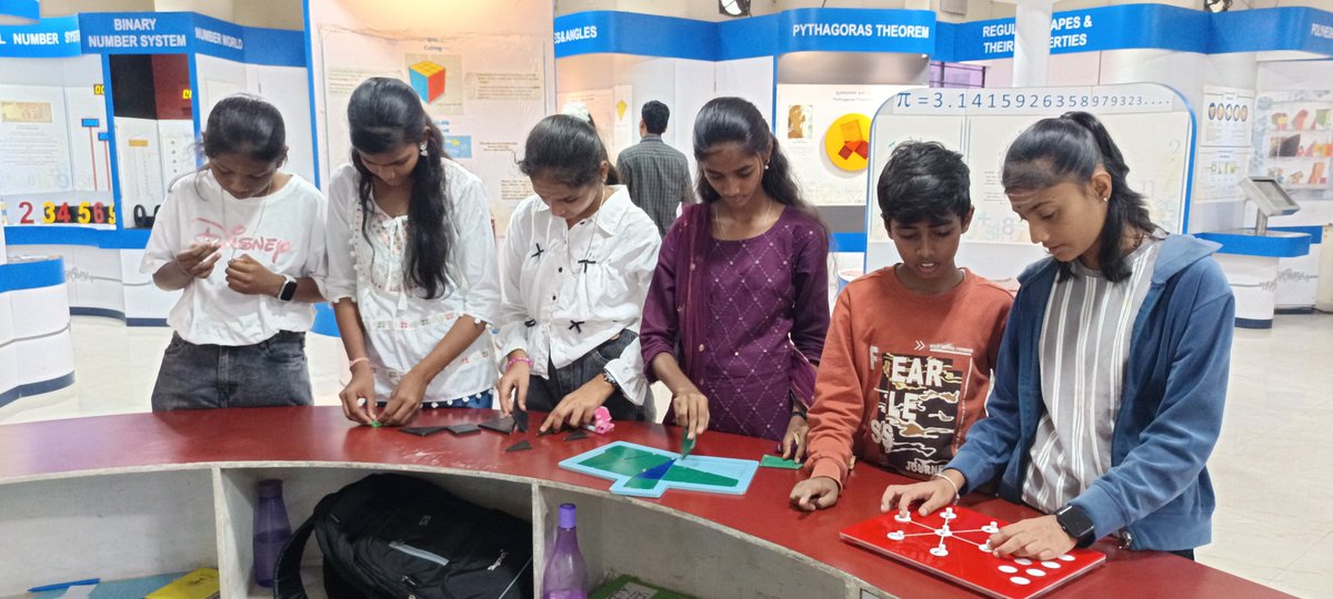 dscgulbarga's tweet image. &quot;Unlocking minds through fun&quot;! Puzzle activity for the students and general public at @dscgulbarga a unit of @ncsmgoi 
#puzzles #mathspuzzle #brainteaser 
@gssjodhpur @Rao_InderjitS @secycultureGOI @PIB_India