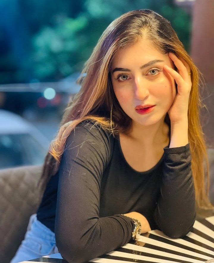 اسے ڈھونڈنے کا کوئی موقع نا دیں جس نے جان بوجھ کر آپ کو کھویا ہو🍂🍁