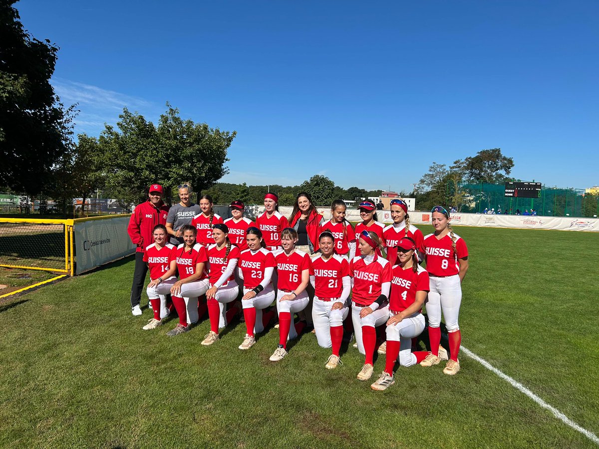 SwissEmbassyCZ's tweet image. Deputy Heads of Mission Zarah Schmidt🇨🇭 and Virpi Kukkasniemi-Leino 🇫🇮 met to cheer for 🇫🇮  and 🇨🇭 at the 2025 Women’s Softball European Championship – with 🇨🇭 taking the win this round.  Congrats @sbsf, we wish you all the best for the rest of the @WBSCEurope!