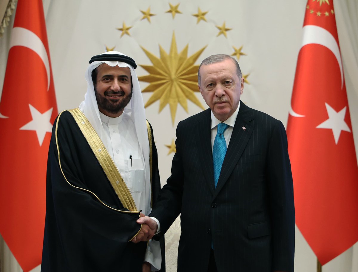 President Recep Tayyip Erdoğan received Minister of Hajj and Umrah of Saudi Arabia, Tawfiq bin Fawzan Al-Rabiah, at the Presidential Complex.