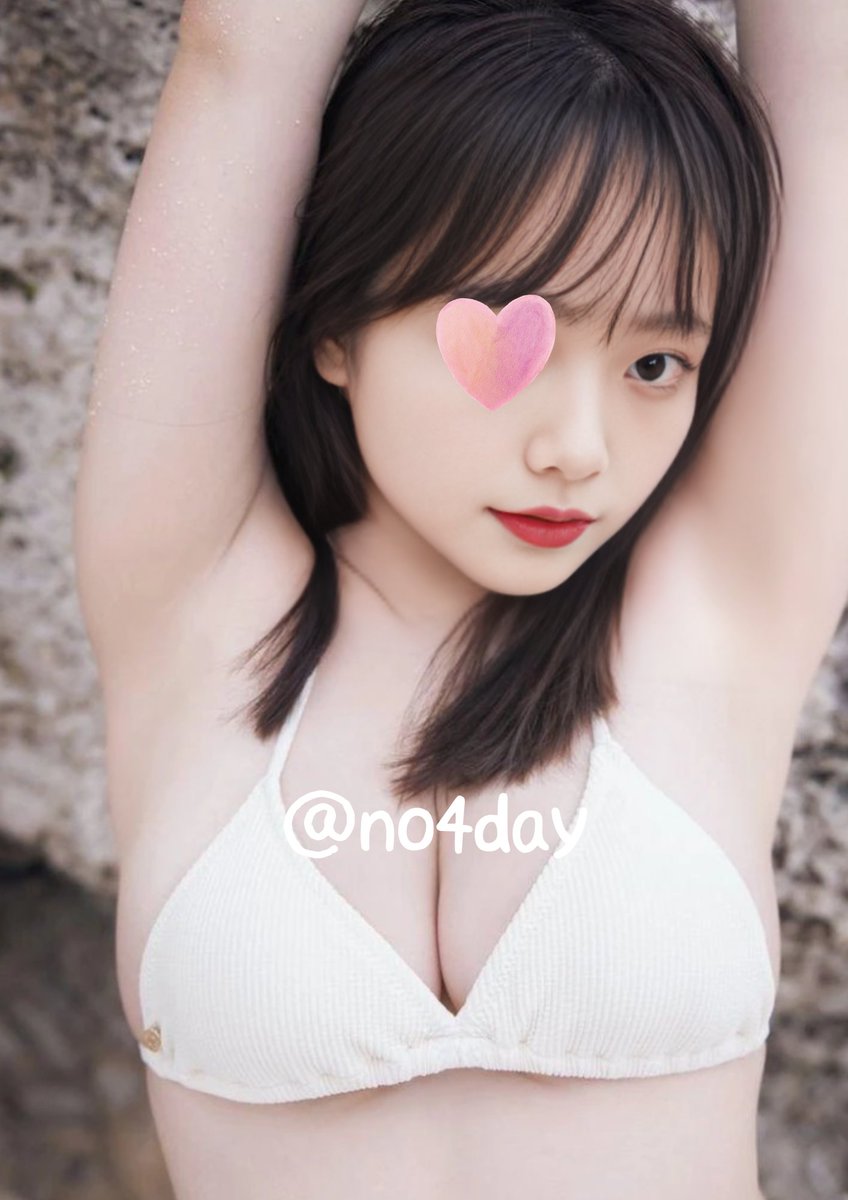 5か月ぶり？の写真だから緊張してる///今年ゼミの仲間で海に行った時の写真♡iPhone16ヤバいね♥
実は先生が撮ってくれたの🤫そのあとちょっとだけ・・
あ・・これはまた今度🤫
この5か月、色んなことがあったけど…またみんなと繋がってもいいかな？🥺
こんなダメダメなみくの事嫌いにならないでね😭