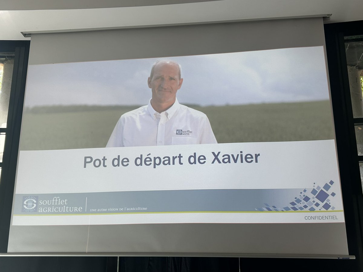 BONNIN1402's tweet photo. En 1981, le slogan du service technique était « Avec eux, Gagnez l’Avenir ».
Après 41 ans passé chez @Soufflet_Agri sur les départements de l’Aube, de la Côte d’Or et de la Haute-Marne, mon binôme Expert Colza s’en va.
Au revoir Xavier - #docColza #Barrois #Bourgogne https://t.co/LQaGKCG54A