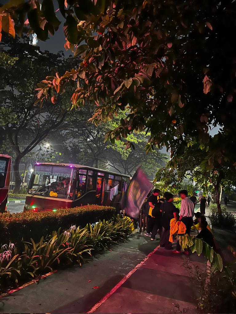 Bareng Warga - #BebaskanKawanKami tweet media