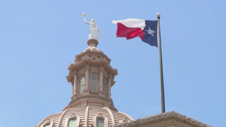 micasitaca's tweet image. Texas is rewriting the future! New laws boost education, healthcare &amp;amp; tax relief for border families &amp;amp; retirees. Stay sharp! #TexasLaws #BorderCommunity  micasita.ca/blogs/el-paso/…
