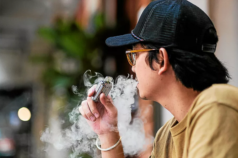 TiredEarth_FR's tweet image. En Polynésie française, un vote pour interdire les cigarettes électroniques à compter du 1er juillet 2026

#TiredEarth #fumer
🔗tiredearth.com/news/en-polyne…