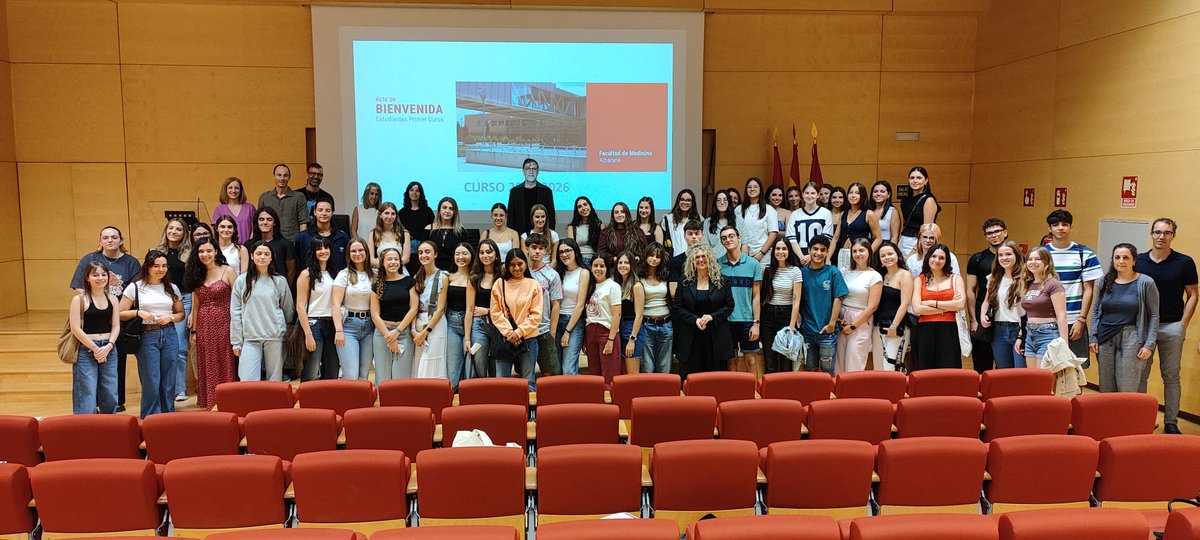 PROGRAMA ACTO BIENVENIDA GRADO PSICOLOGÍA 25-26 uclm.es/global/promoto…