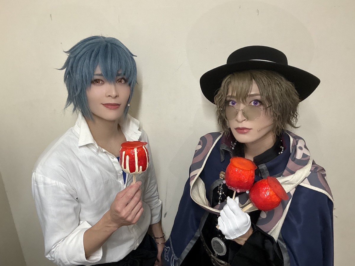 まほステ3日目ご観劇ありがとうございました🪄🪄🪄

ネロ、昨日誕生日だったらしいな
君にひとつりんご飴をあげよう
#まほステ