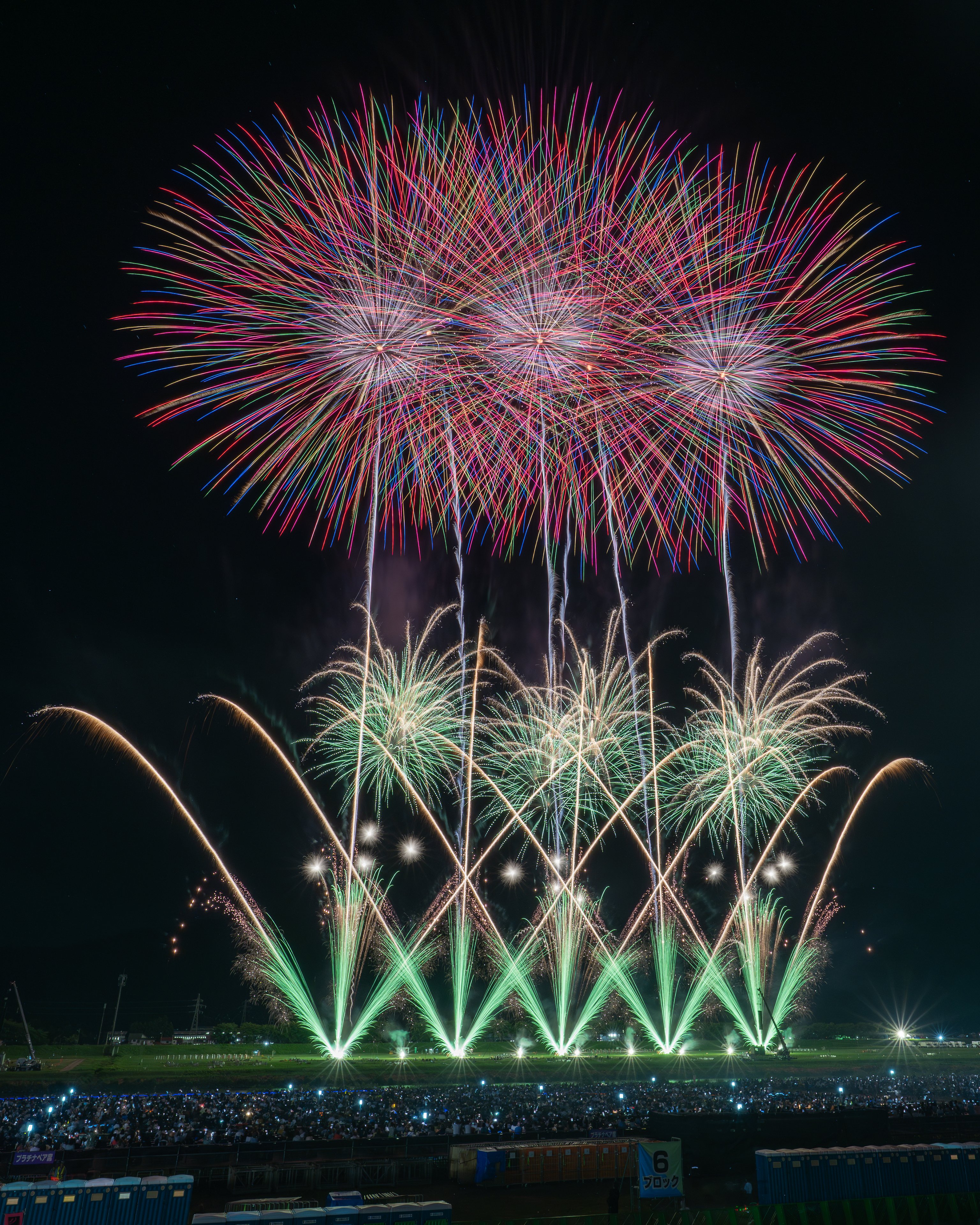 元祖　花火 12月23日24日】展望フロアで、スパークリングナイト花火を見よう
