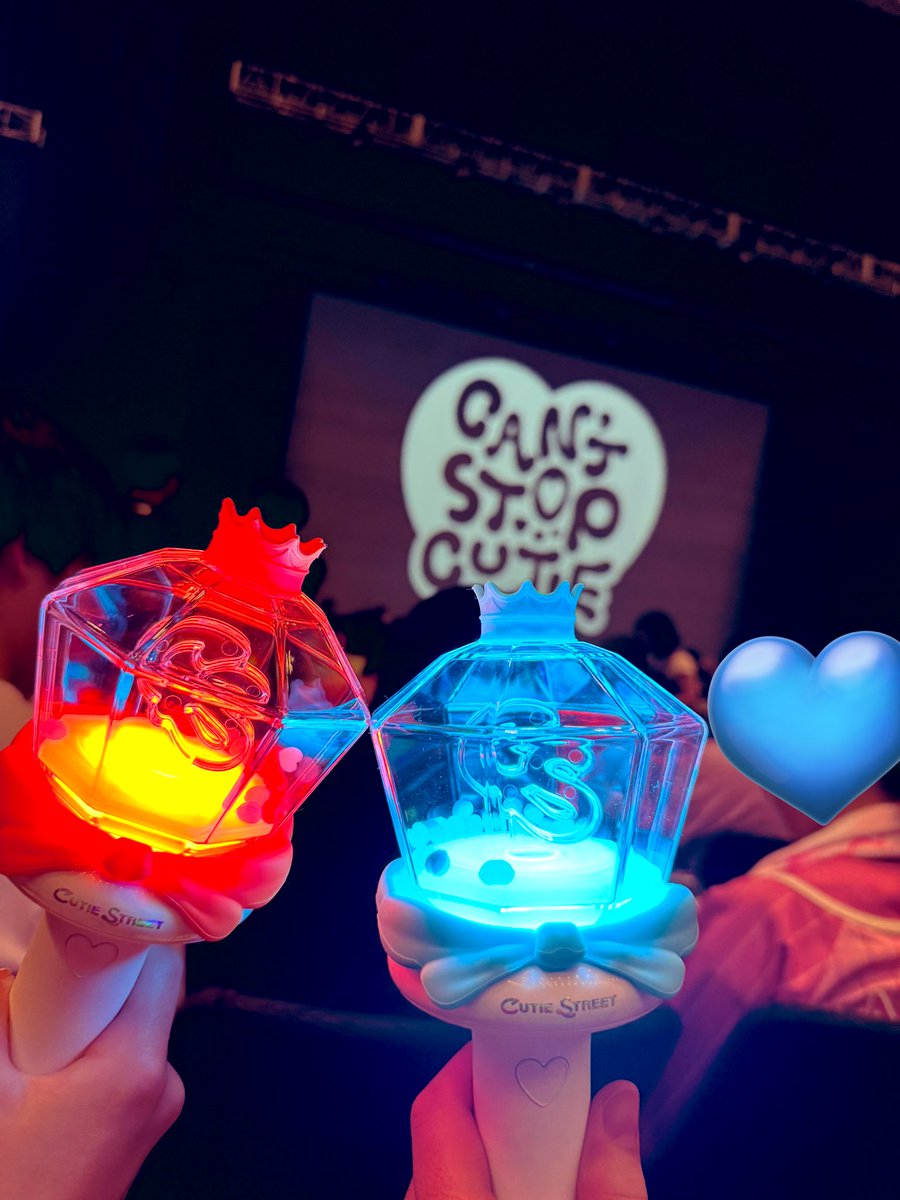 9/9（火）CAN’T STOP CUTIE @東京ガーデンシアター

約2ヶ月振りのLIVE！そして全ツ初参戦！！最高でした🙌
心優しいうめ組の方が銀テわけてくれた😭
10月のぴあも楽しみ😊
 #きゅーすと初全国ツアー
#梅田みゆ
