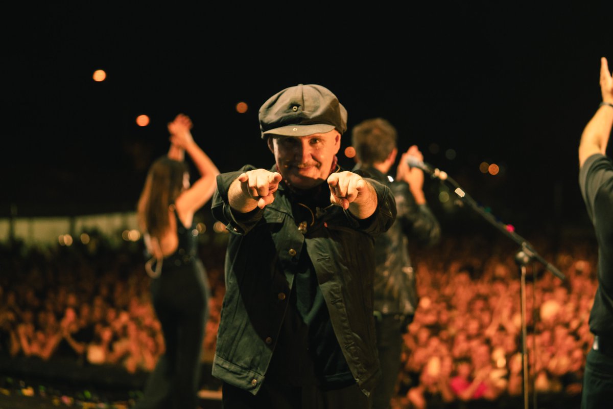 Míranos Sevilla, vosotros y nosotros bajo el influjo de la luna. ¡Gracias!

📸 <a href="/terereesa/">Tereresa</a> | <a href="/agenciawitis/">Agencia Witis</a>