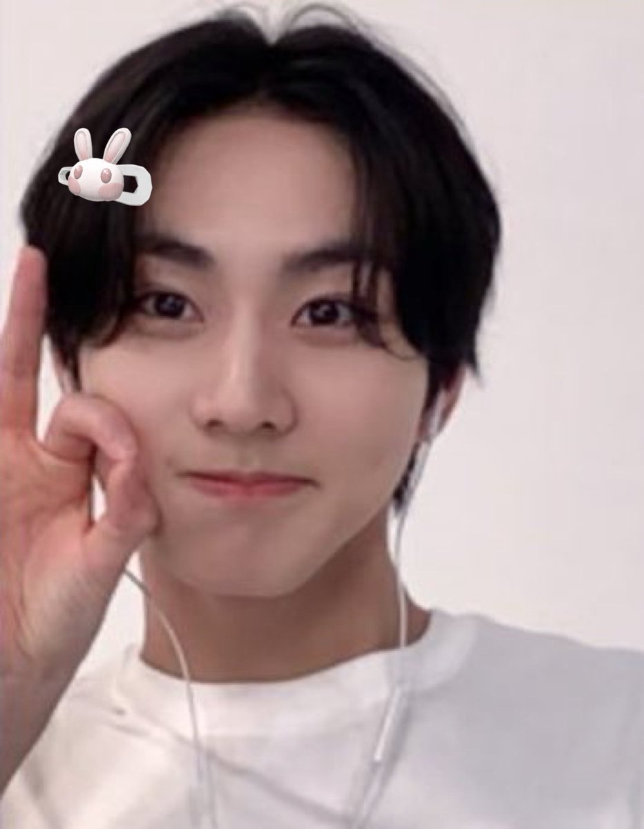 jwkittie's tweet photo. baby bunwon https://t.co/4yh5znNamt