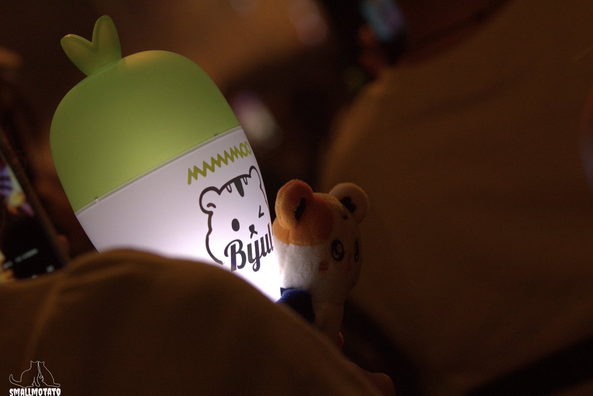 smallmotato's tweet photo. #MoonByul_FanConcert #seanema
#MoonByul_seanema_in_HONGKONG
#마마무 #문별 #문별이
#MAMAMOO #MoonByul
#文星伊 #玟星 https://t.co/AiFV7laFnI