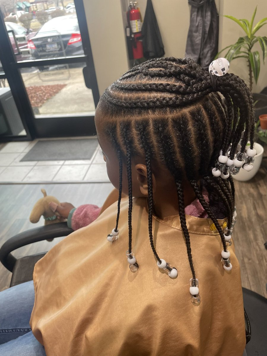 Because the little ones deserve styles as magical as they are 👑✨