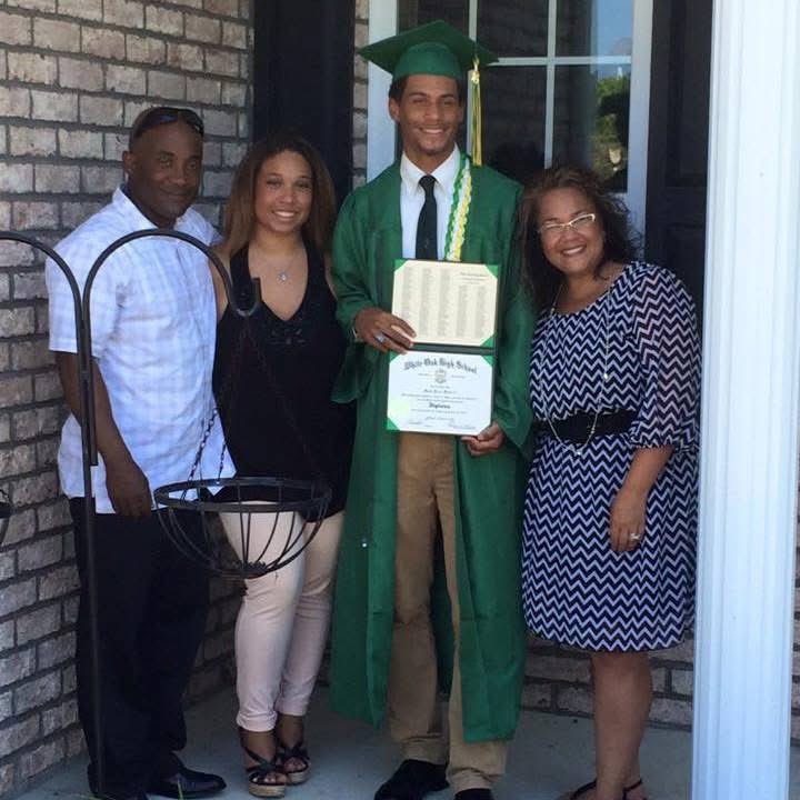 sgtmaj_fields's tweet photo. 🙏 Today I lift up parents raising teenagers — may God give you strength, patience, and joy in the journey. 

Remember, even on the tough days, God sees your love and effort, and He is with you through it all.

#Godblesseveryone #positivevibes #encouragement https://t.co/UjapXY5lIz