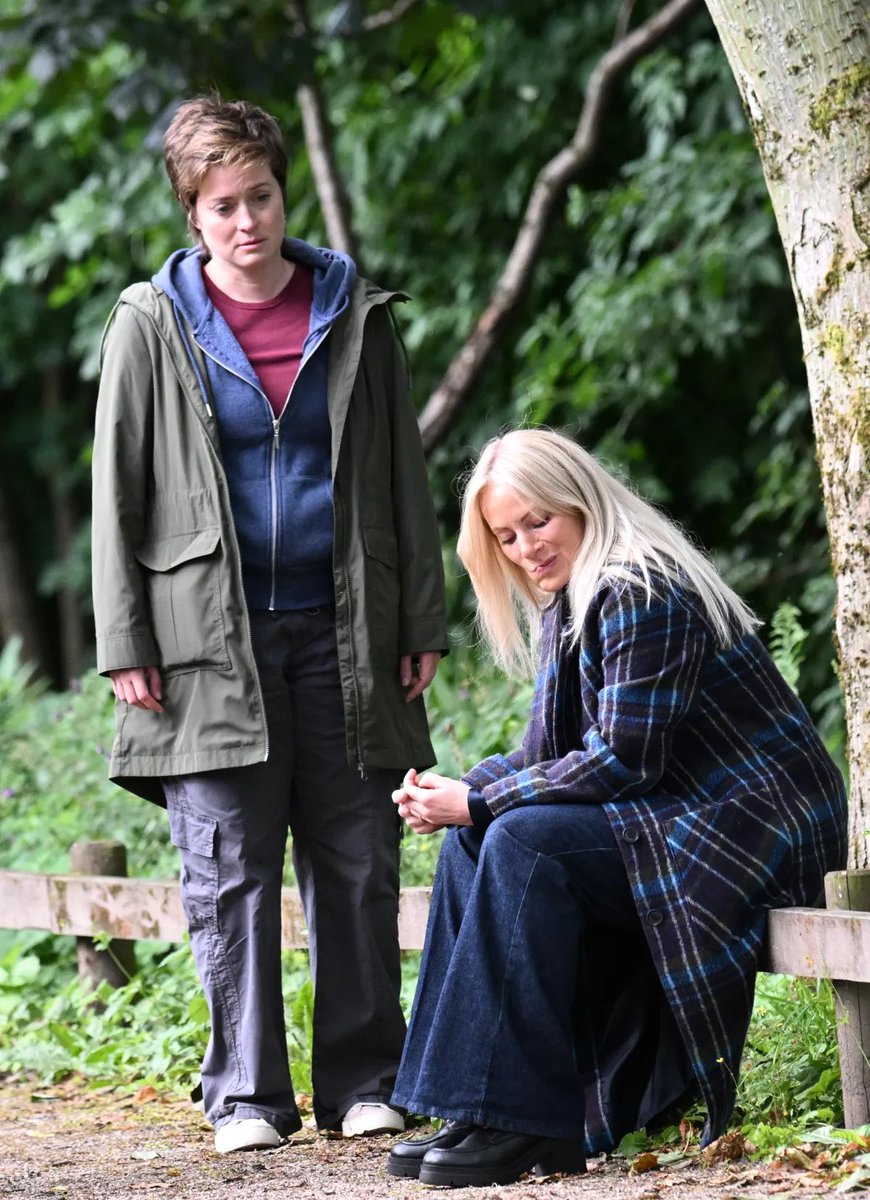 jodie tweet media
