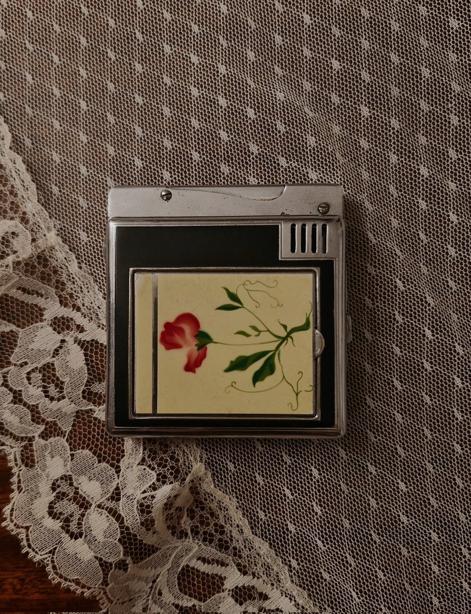 ophélie tweet media