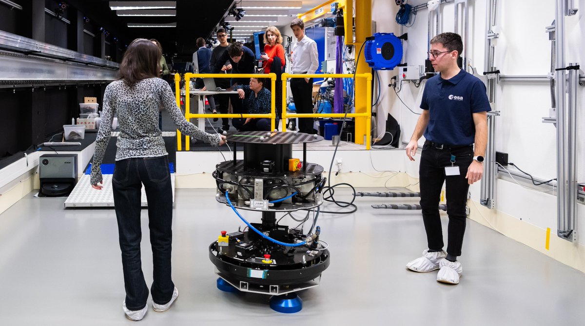 🎓 Curious about testing your experiment in altered gravity? ✈️

👩‍💻 Join the #ESAAcademy Experiments Programme Information Session to discover how students can bring their ideas to life on platforms such as the Orbital Robotics Lab or during Parabolic Flights! 💫

📅 Two sessions