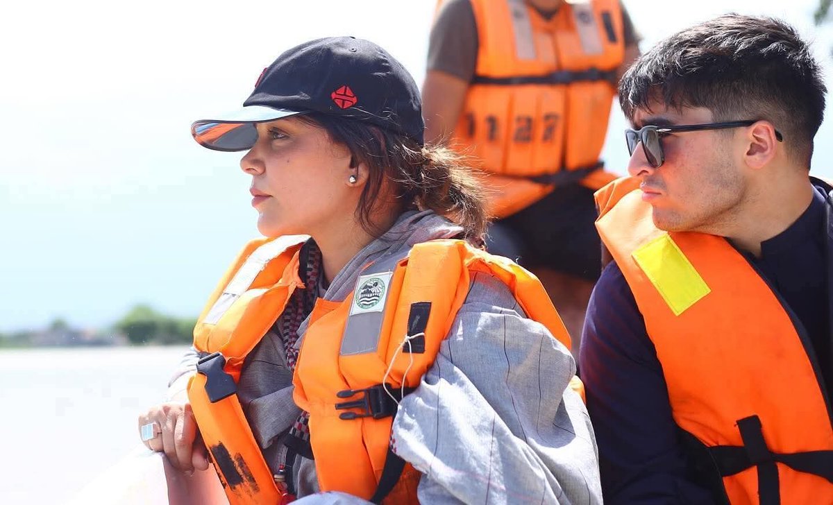 خدا تک پہنچنے کے بہت سے راستے ہیں لیکن میں نے خدا کا پسندیدہ ترین راستہ "مخلوق سے محبت" کو چُنا.

                                     ✓ رومیؒ