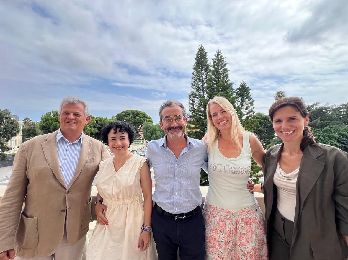 Privilegio el haber formado parte de la comisión de expertos del Carmen Mateu European Award - <a href="/FIMCPeralada/">Festival Perelada</a>  junto a  Monica Fracassetti (<a href="/teatrolafenice/">Teatro La Fenice</a> ), Ruth González (<a href="/TeatroExtremo/">Teatro Extremo </a>) y Krysztina Winkel (<a href="/WrStaatsoper/">Wiener Staatsoper</a>). Organización impecable y gran nivel de candidaturas.