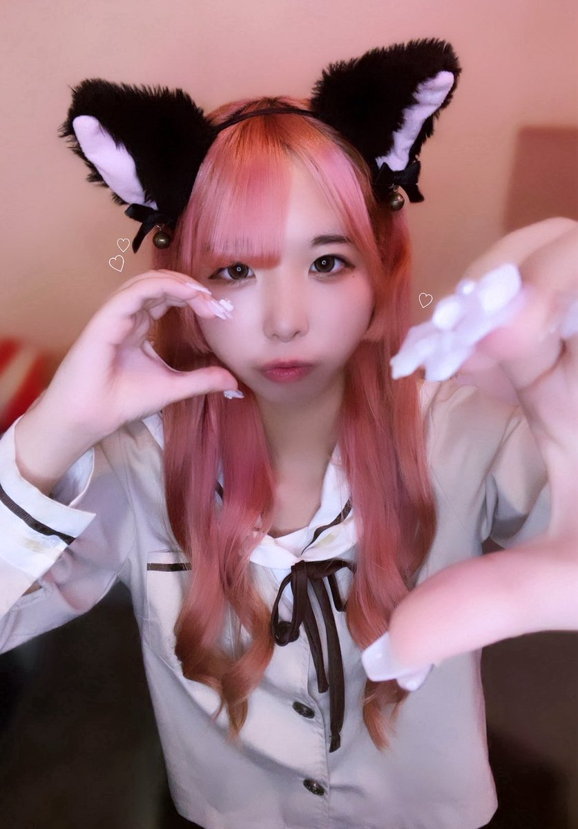 本日おきゅいん！🐈‍⬛♡
いつもと違う撮り方してみたよ(˃̶͈̀ロ˂̶͈́)੭ꠥ⁾⁾！！
お腹ぺこできたので<a href="/ZooBOX1205/">ZooBOX</a> にてご来店遠隔お待ちしてます✨