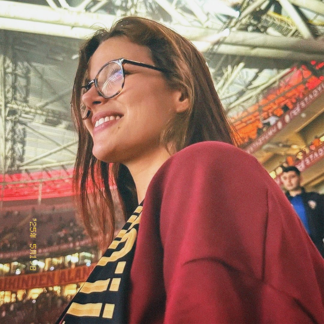 Benimki bunlar 🤭

#buraktozkoparan #leylatanlar