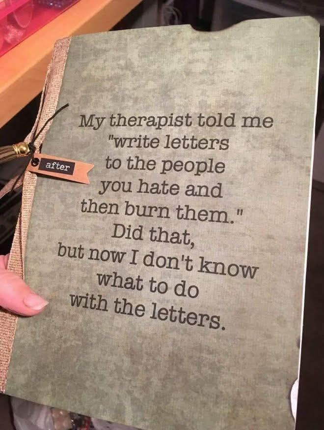 eva_joy1's tweet photo. #TuesdayHumour https://t.co/Qs7kHX0uCw
