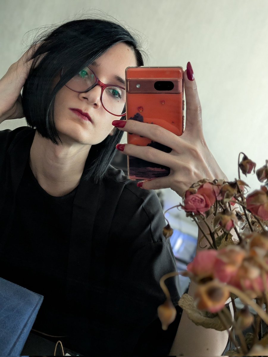 RoryTheMaid (@rorythemaid) on Twitter photo 