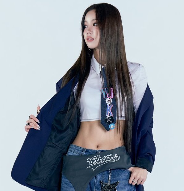 strawsaebies's tweet image. future P01 btw