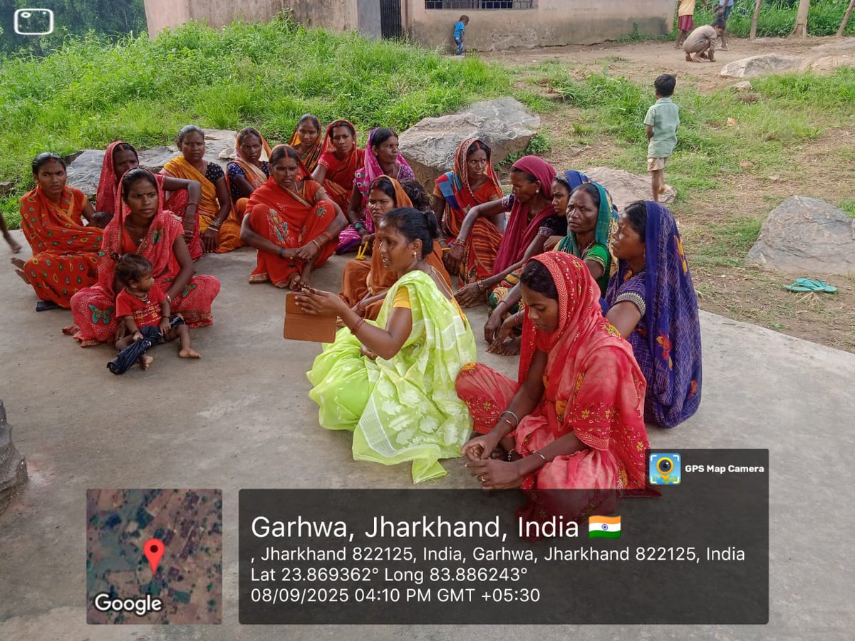 MoRD_GoI's tweet photo. Discussions stressed dedicated survivor-centric livelihood funds, women-friendly banking &amp; markets, better health &amp; literacy, and new livelihood options. Gram Panchayat engagement is key to inclusive rural livelihood.

#EngenderingLivelihoods #RuralDevelopment #DAYNRLM #MoRD https://t.co/1x9ioVQDlD