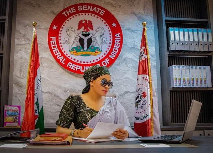 ipobnews's tweet photo. Senate writes senator Natasha, stating that until their case with her is concluded in court they can’t facilitate her resumption to the senate . https://t.co/I6FmOX29vr