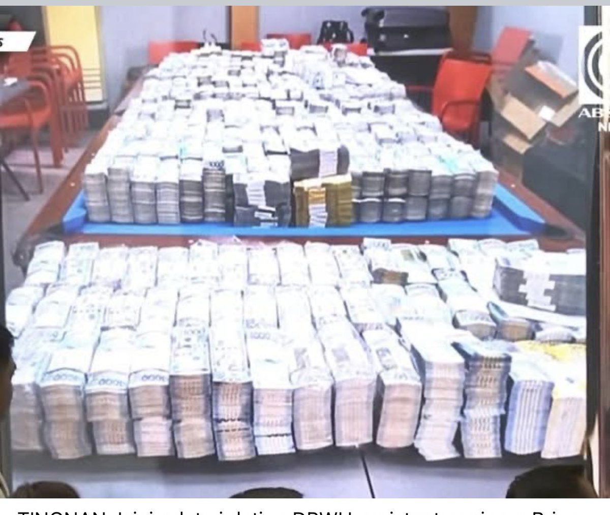 Nakakakilabot makita ‘yung ganito karaming pera. Hindi lang yan basta pera ng taong bayan eh- yan yung ninakaw nilang karapatan ng mga Pilipino para magkaroon ng mas maayos na buhay. Kapalit ng marangyang pamumuhay ng mga corrupt ang buhay ng mga kababayan natin