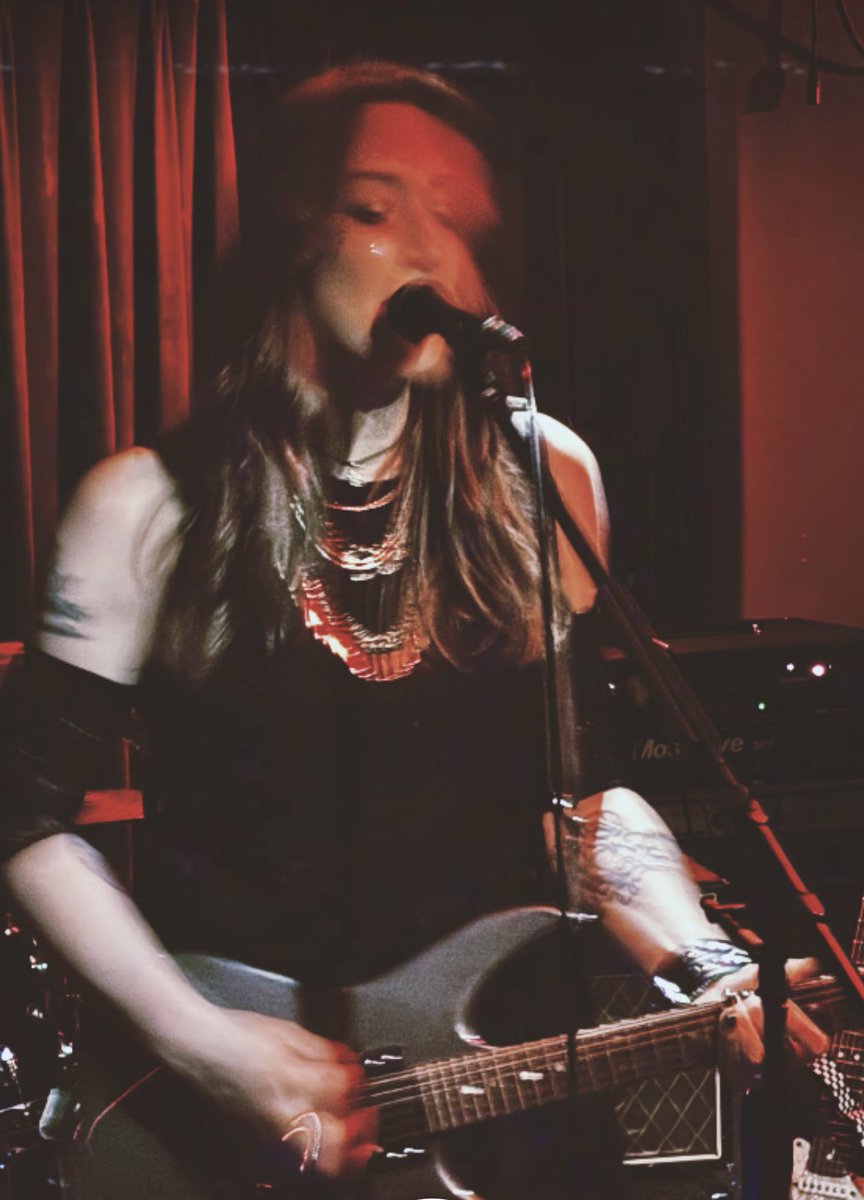 September 5 <a href="/LizardLoungeCam/">Lizard Lounge</a> 

📸 by Nicole H. Elias