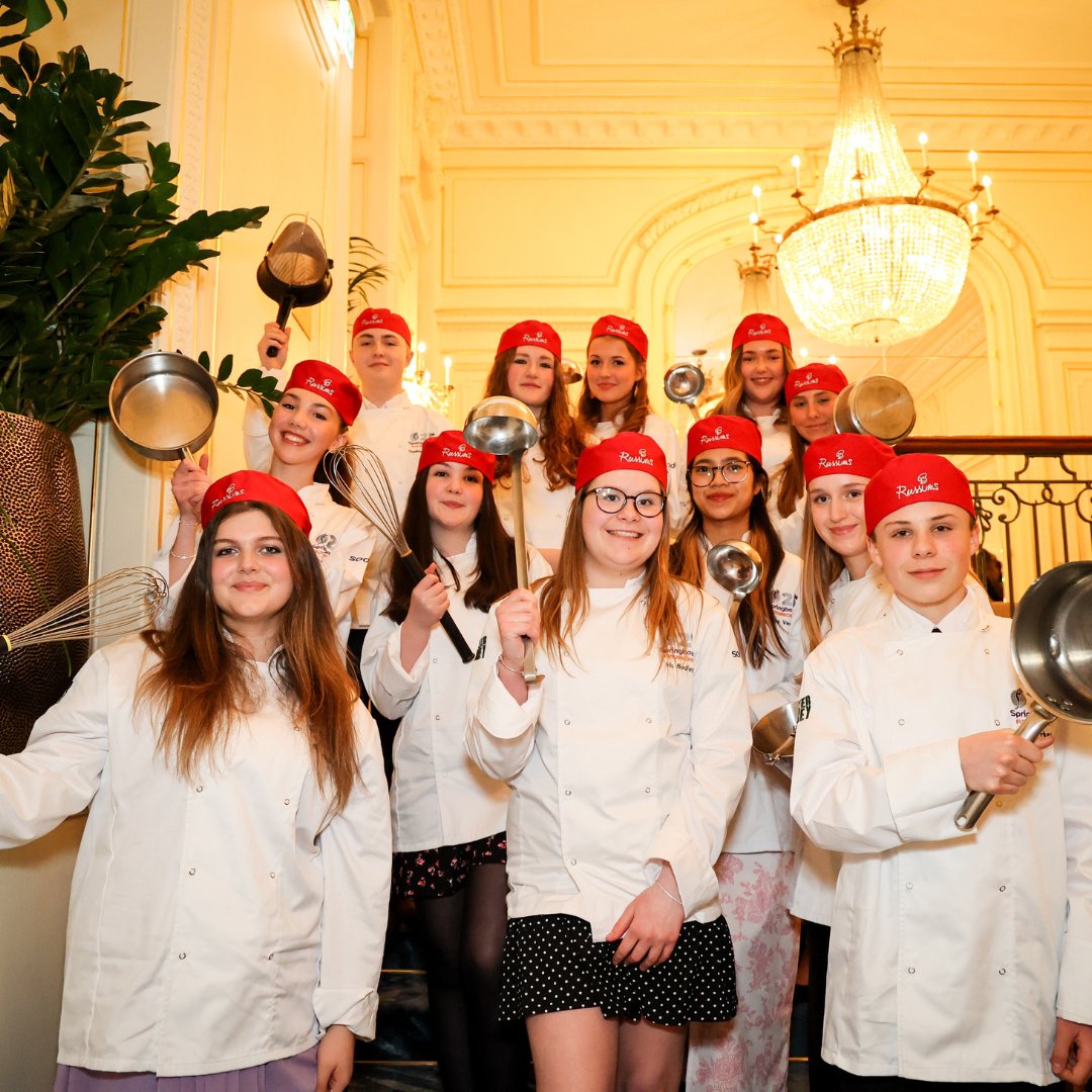 Springboard_UK's tweet image. Springboard FutureChef is back! 🔪 Inspiring young culinary talent &amp;amp; opening doors to future careers. ✅ Support the next generation ✅ Give back to schools ✅ Connect with industry ✅ Create real pathways 👉 Register: loom.ly/O-sfWO8
 #SpringboardFutureChef2026